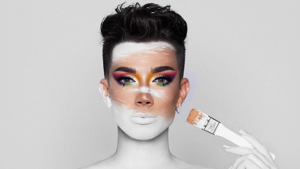 Makeup Artist Shows the Differences Between 2016 and 2020 Trends — Watch  the Tutorial